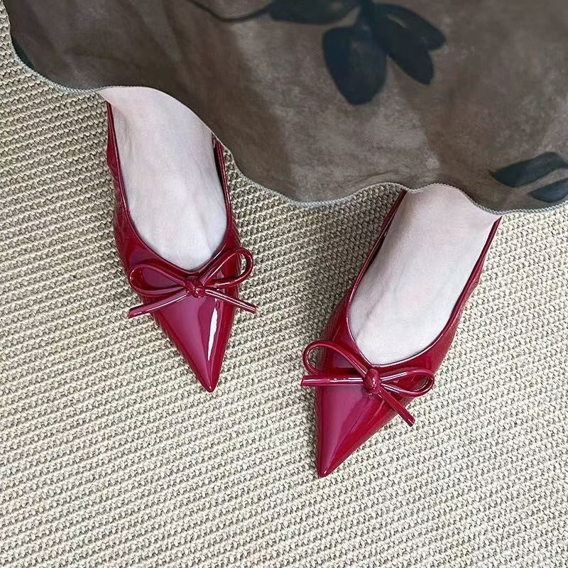 Women's European Style Pointed Toe One-Strap Mid Heel Sandals