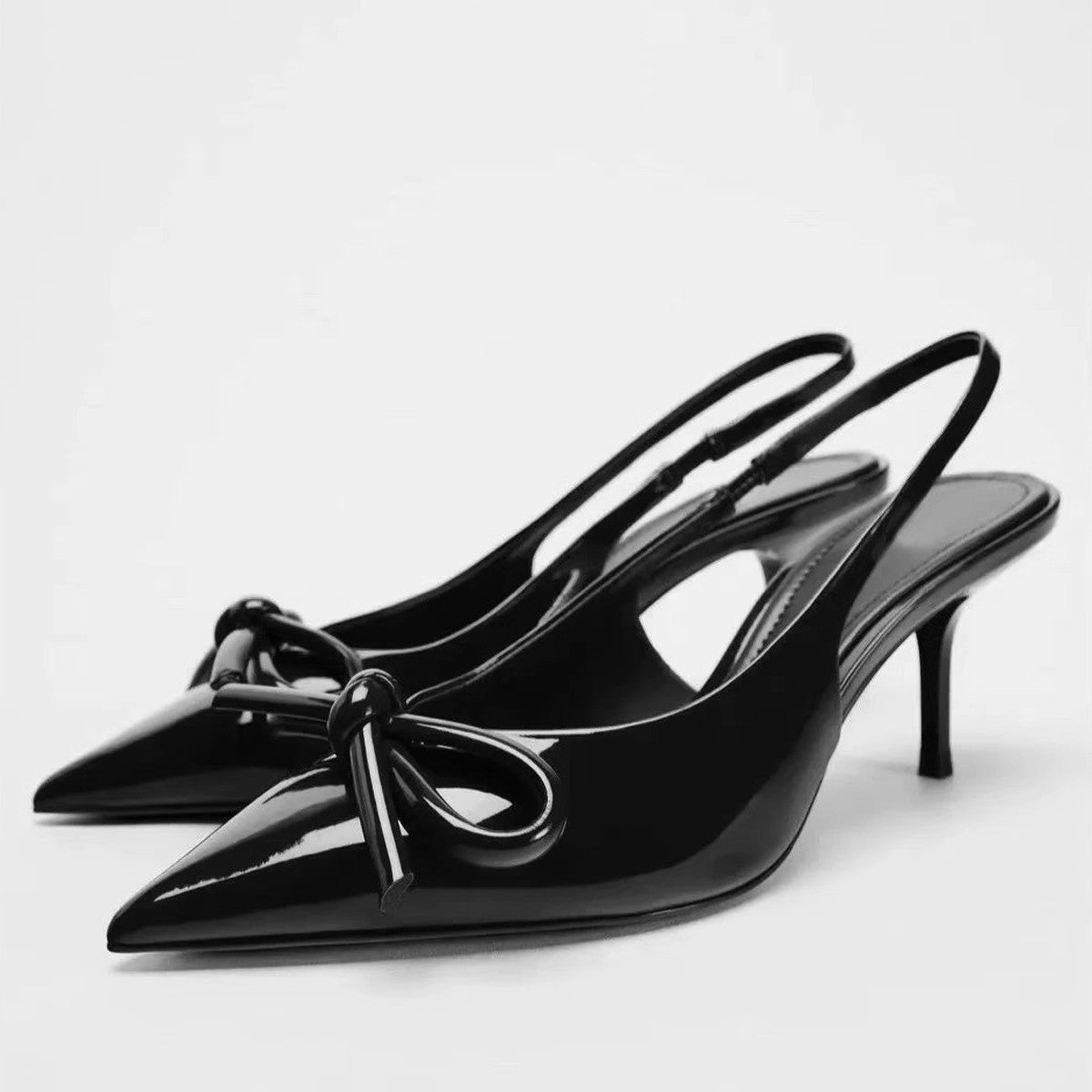Women's European Style Pointed Toe One-Strap Mid Heel Sandals